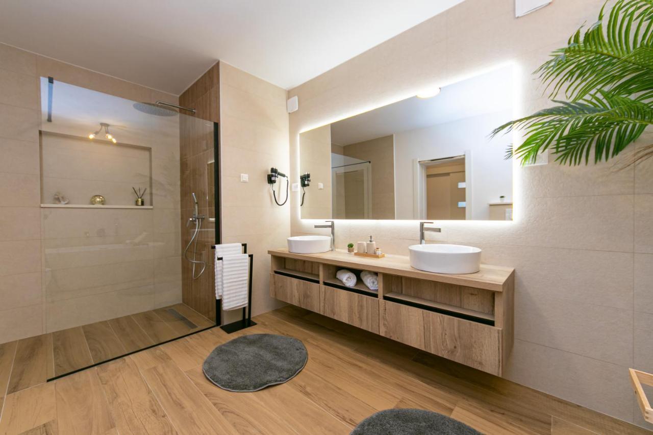 Apartment Vidra Brela Exteriér fotografie